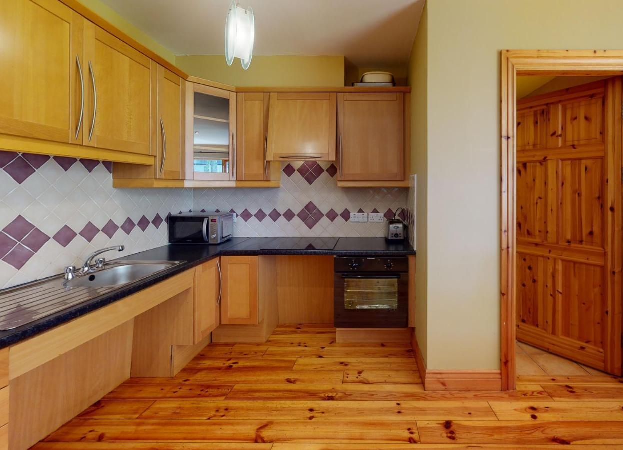 Dingle Courtyard Cottages 4 Bed By Trident Holiday Homes エクステリア 写真