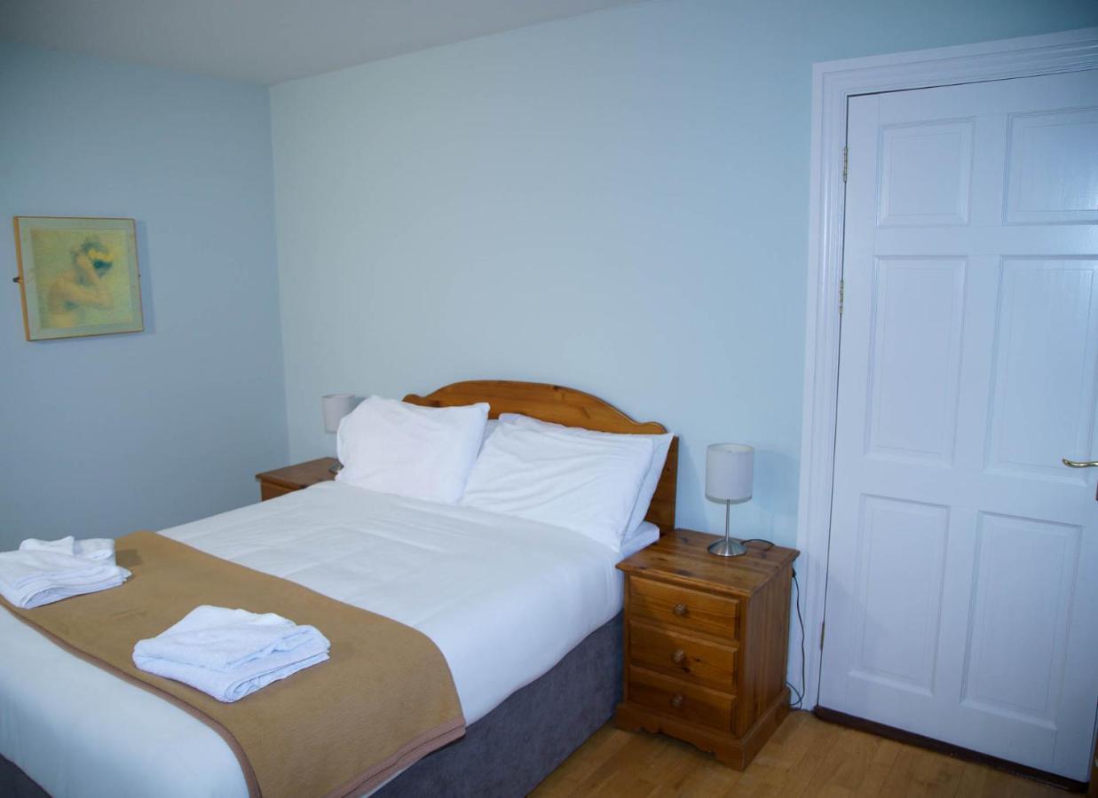 Dingle Courtyard Cottages 4 Bed By Trident Holiday Homes エクステリア 写真