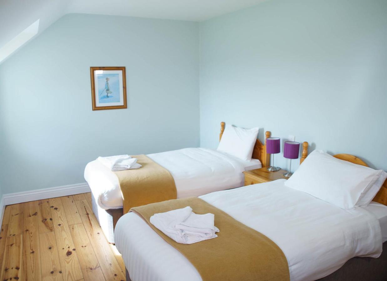 Dingle Courtyard Cottages 4 Bed By Trident Holiday Homes エクステリア 写真